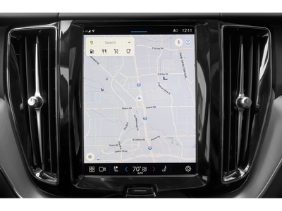 2024 Volvo XC60 Plus Dark Theme