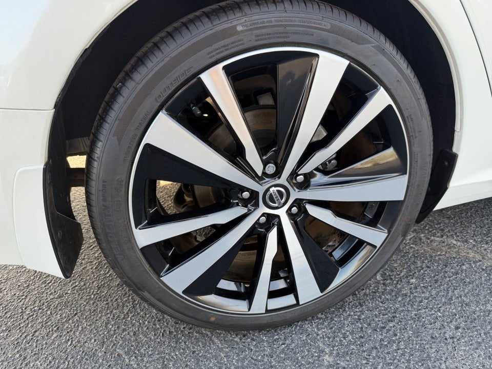 2022 Nissan Altima SR FWD