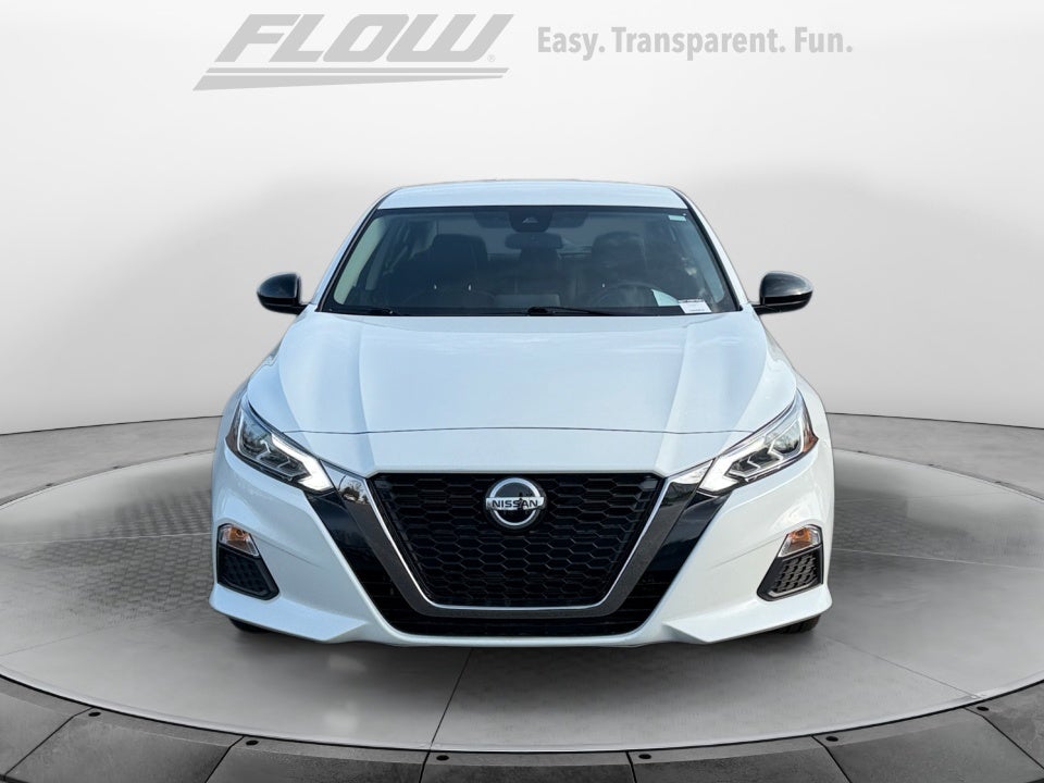 2022 Nissan Altima SR FWD