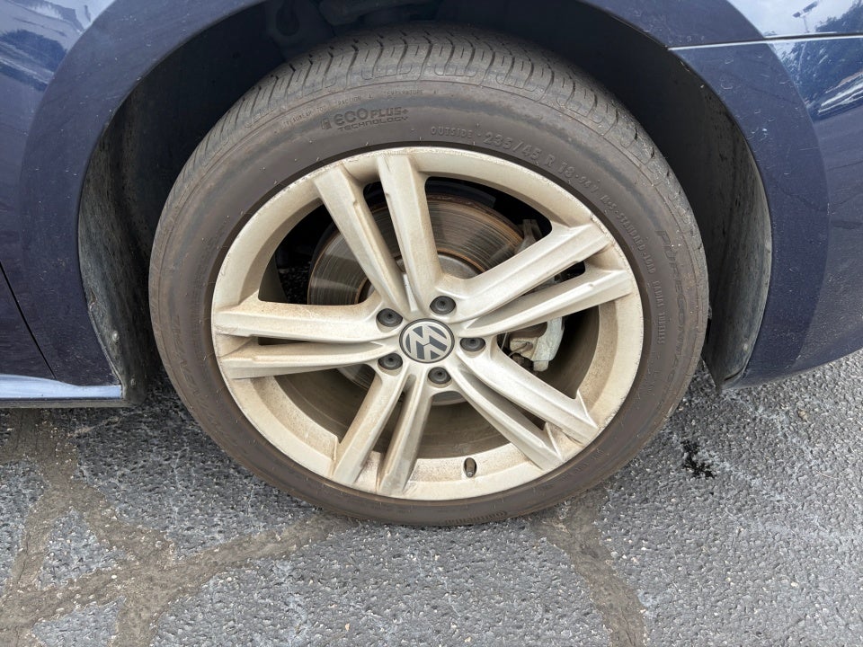 2014 Volkswagen Passat 1.8T SE