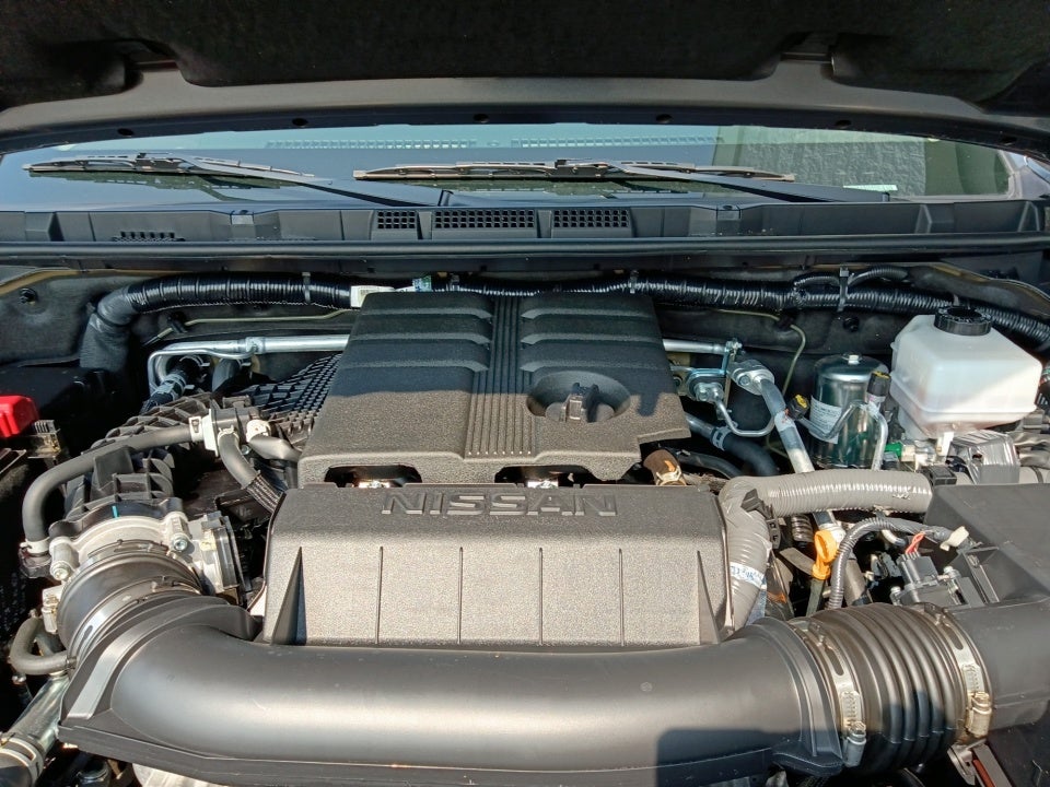 2025 Nissan Frontier SL
