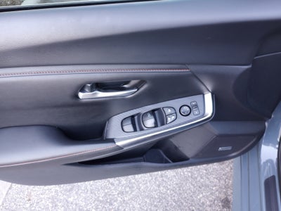 2024 Nissan Sentra SR Xtronic CVT