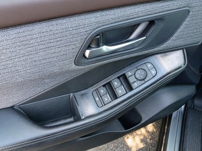 2023 Nissan Rogue SV FWD