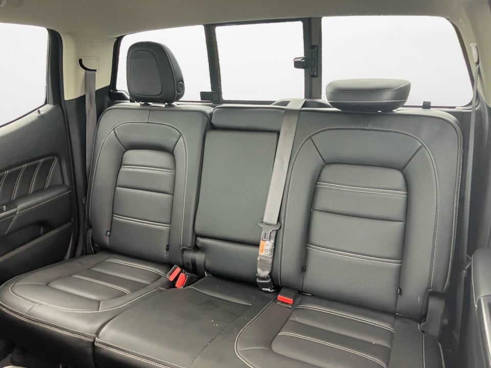 2022 GMC Canyon 4WD Crew Cab Short Box Denali