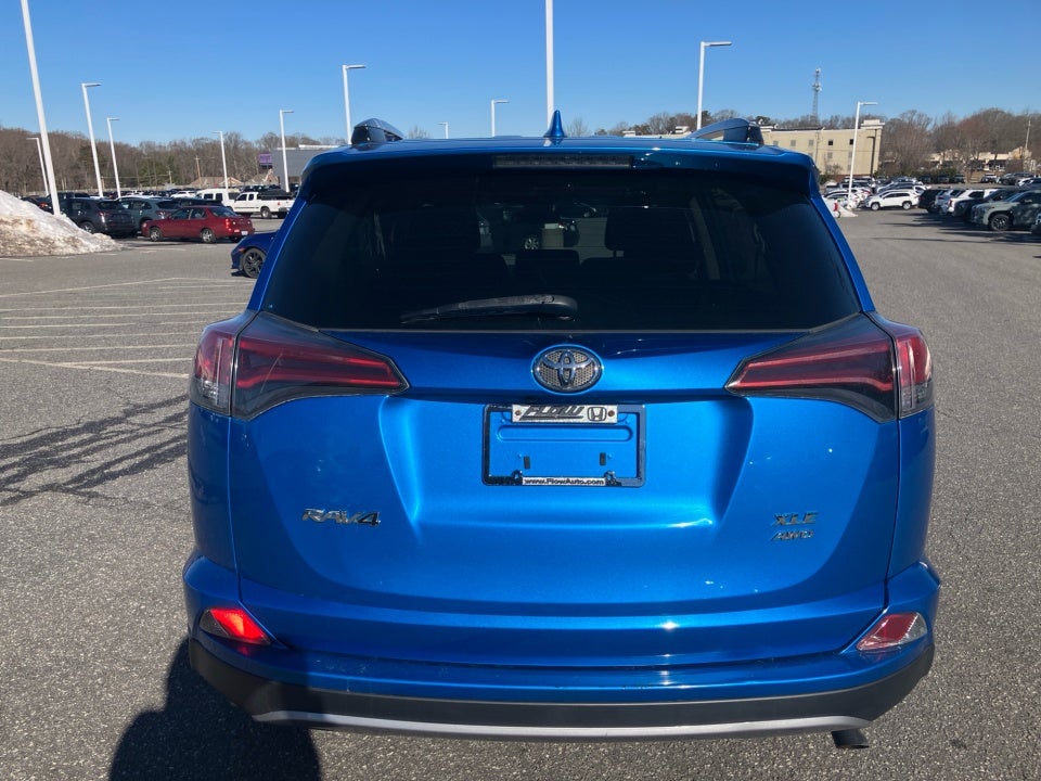 2018 Toyota RAV4 XLE