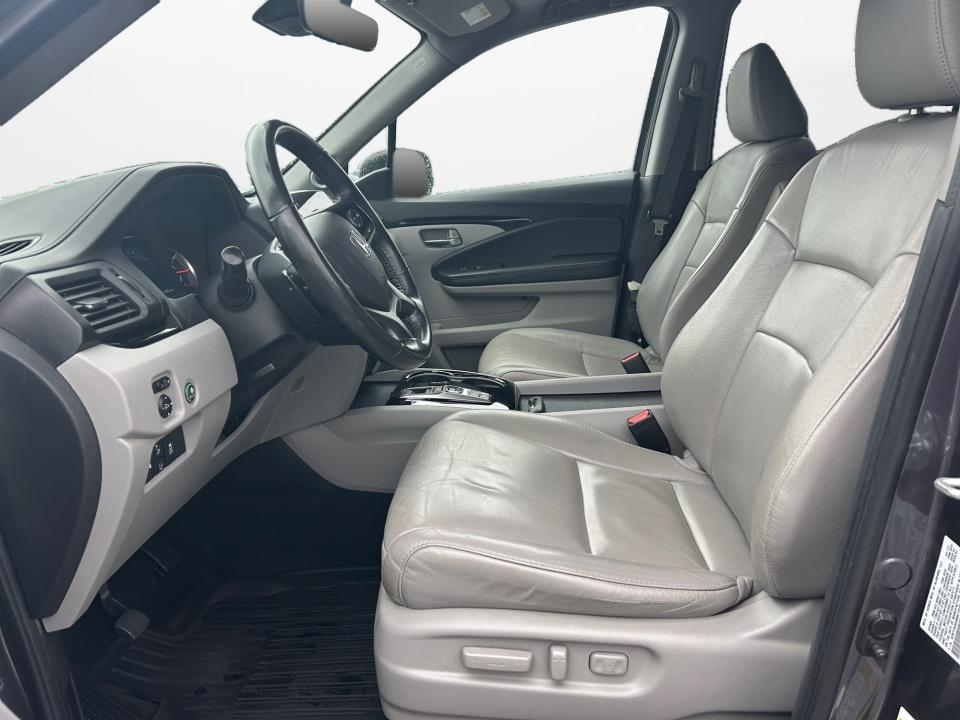 2021 Honda Pilot Touring 7-Passenger