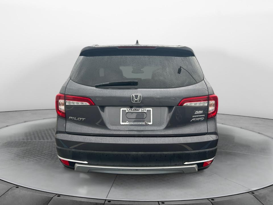 2021 Honda Pilot Touring 7-Passenger