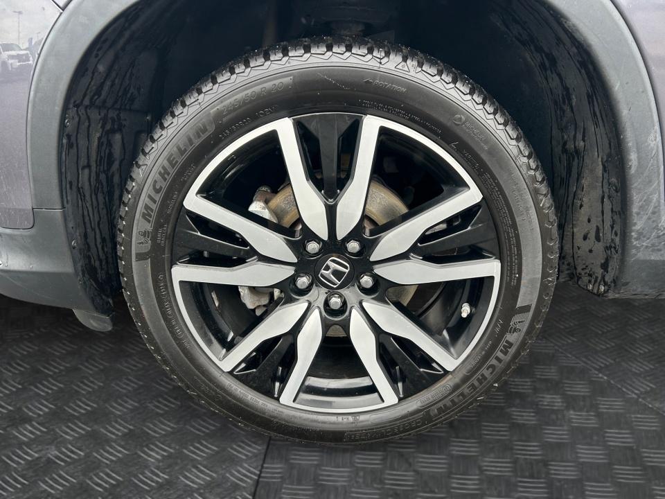 2021 Honda Pilot Touring 7-Passenger