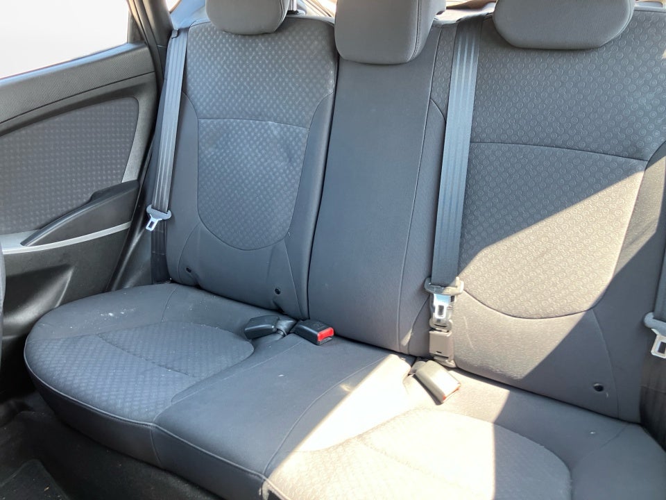 2014 Hyundai Accent SE