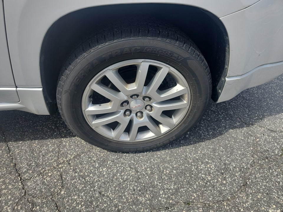 2016 GMC Acadia Denali