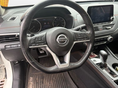 2022 Nissan Altima SR FWD