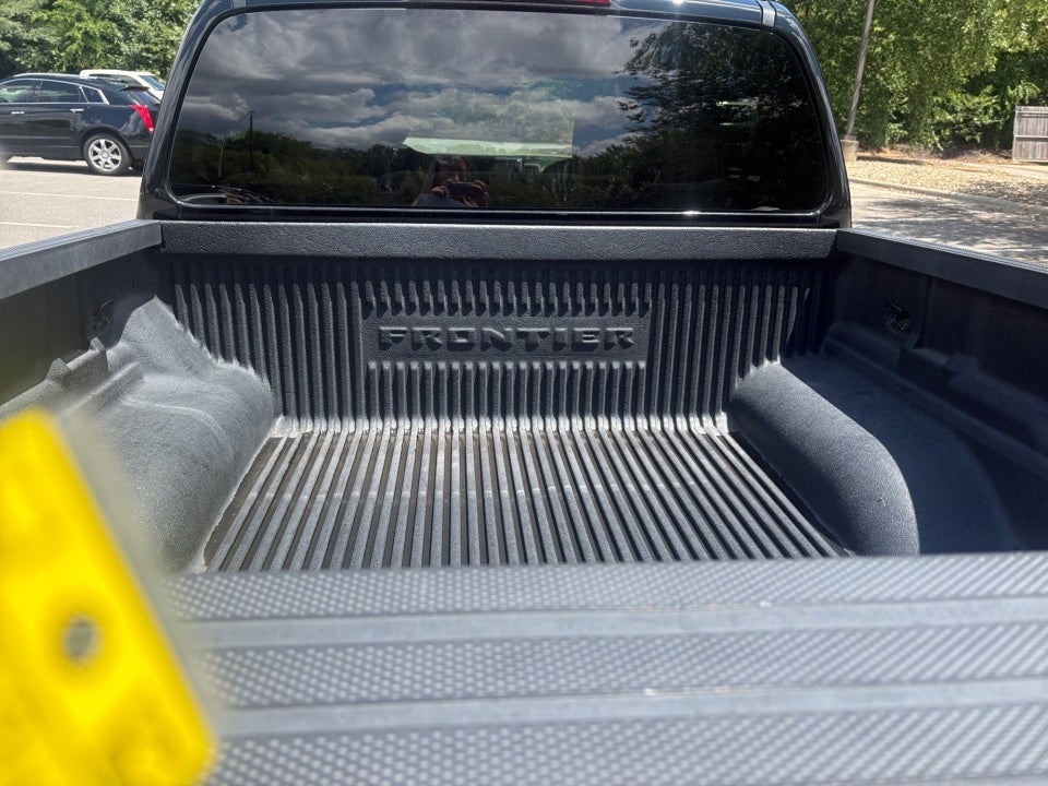 2022 Nissan Frontier S
