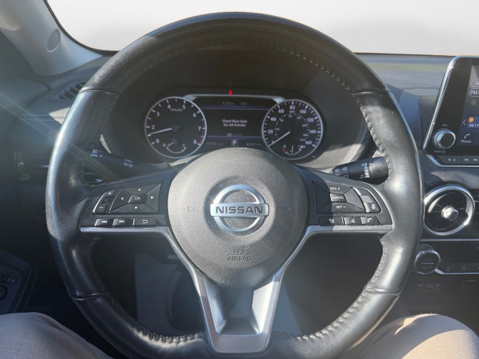2022 Nissan Sentra SV Xtronic CVT