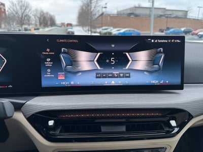 2026 BMW 330i xDrive NA