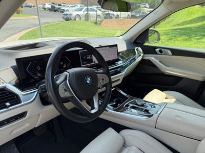 2026 BMW X7 xDrive40i