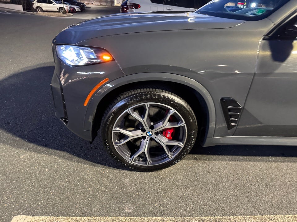 2024 BMW X5 M60i