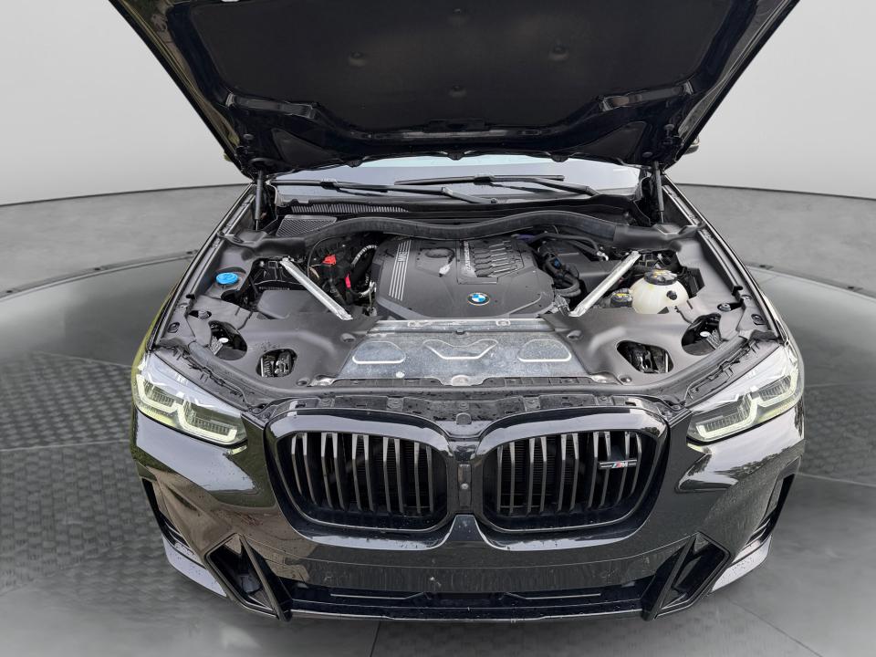 2023 BMW X4 M40i