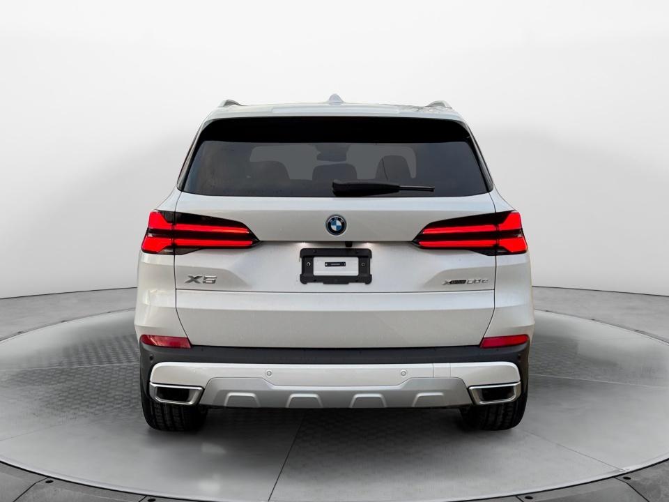 2026 BMW X5 PHEV xDrive50e