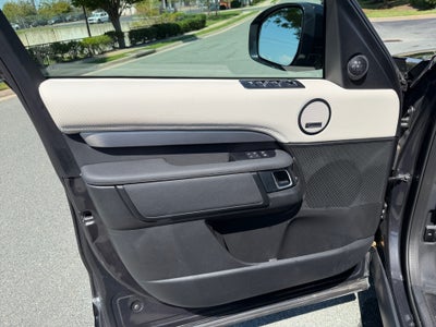 2021 Land Rover Discovery HSE R-Dynamic