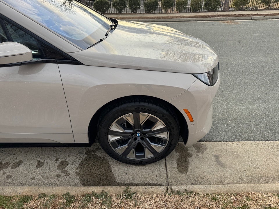 2026 BMW iX xDrive45