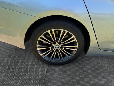 2017 BMW 540i 540i
