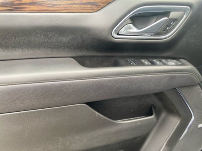 2023 Chevrolet Suburban 2WD Premier