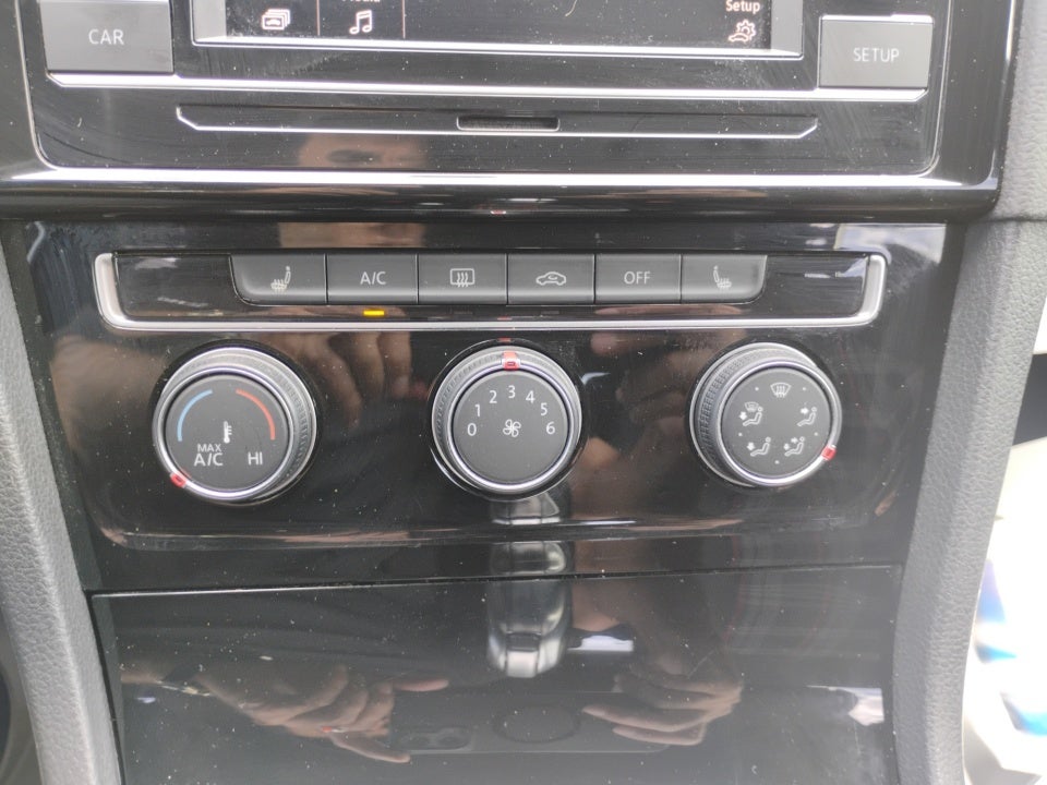 2019 Volkswagen Golf GTI 2.0T Rabbit Edition