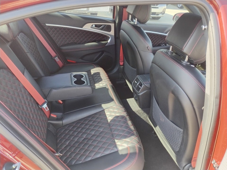 2022 Genesis G70 3.3T