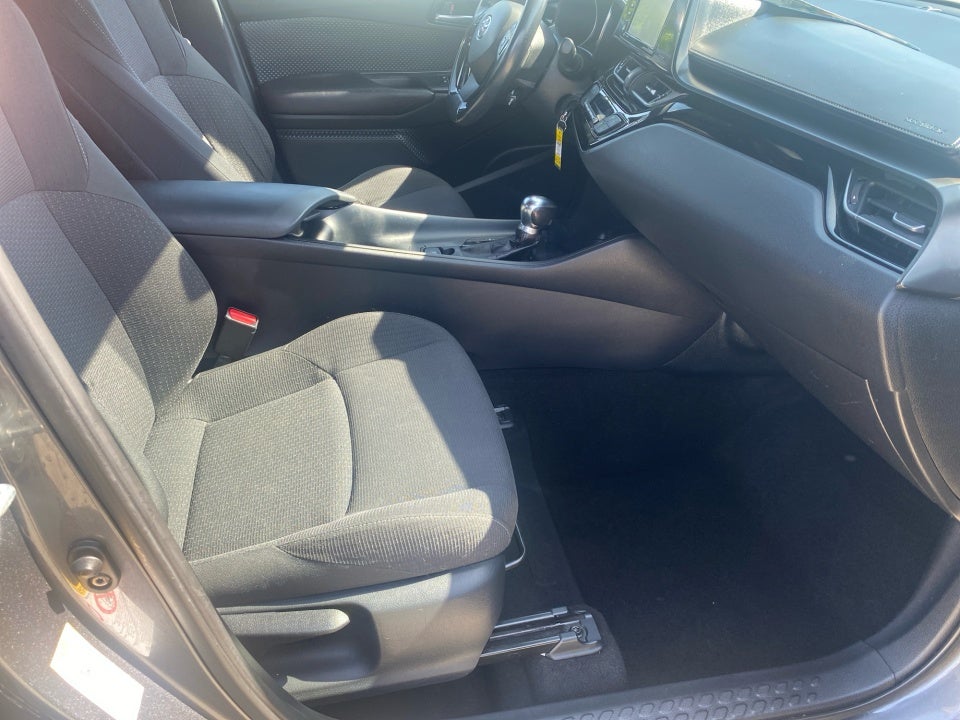 2018 Toyota C-HR XLE