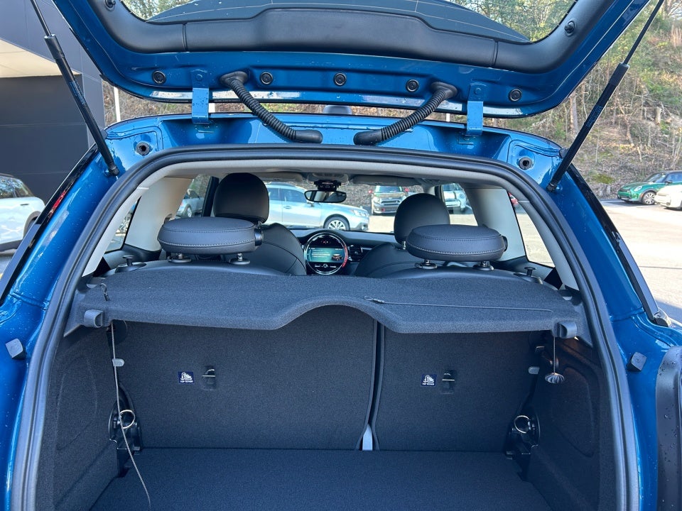 2024 MINI SE Hardtop Cooper