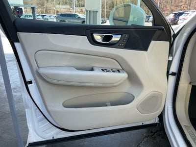 2018 Volvo XC60 T5 Momentum