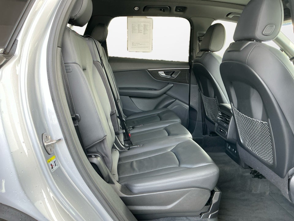 2022 Audi Q7 Premium 45 TFSI quattro Tiptronic
