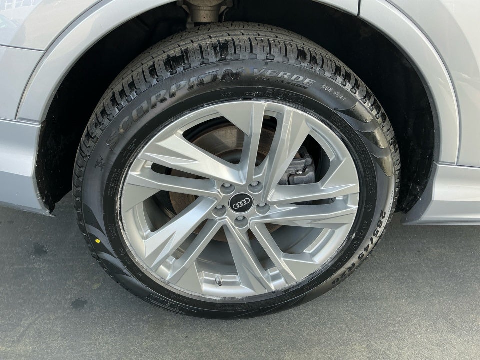 2022 Audi Q7 Premium 45 TFSI quattro Tiptronic