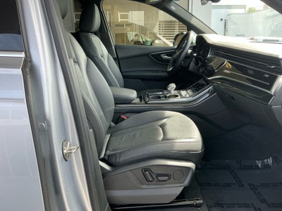 2022 Audi Q7 Premium 45 TFSI quattro Tiptronic
