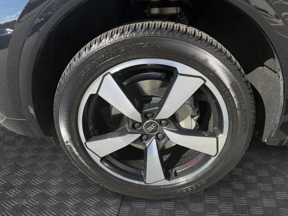 2023 Audi Q5 S line Premium Plus