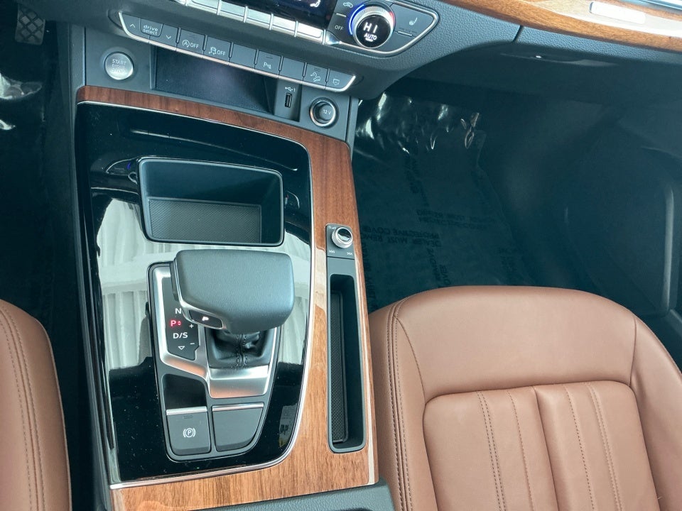 2023 Audi Q5 Premium 45 TFSI S line quattro