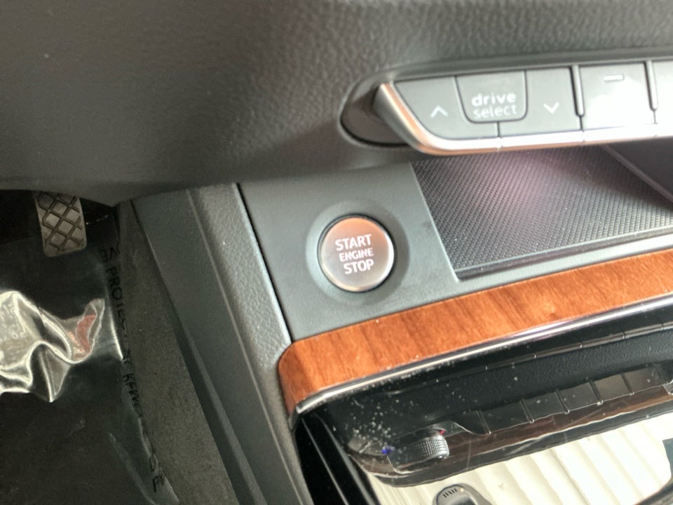 2023 Audi Q5 Premium 45 TFSI S line quattro