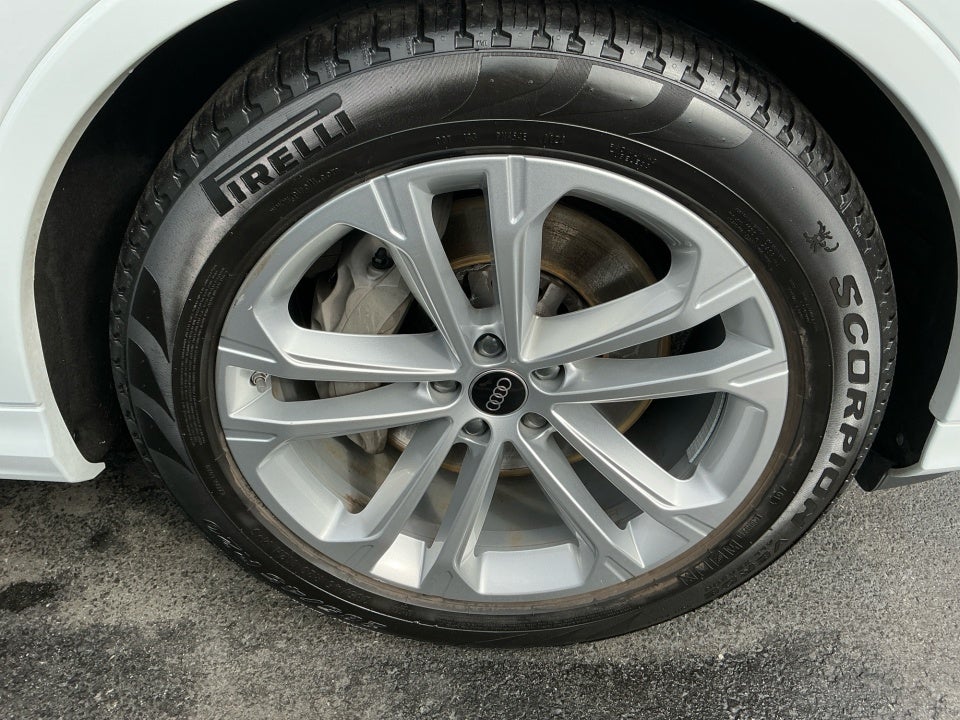 2025 Audi Q7 Prestige 55 TFSI quattro Tiptronic