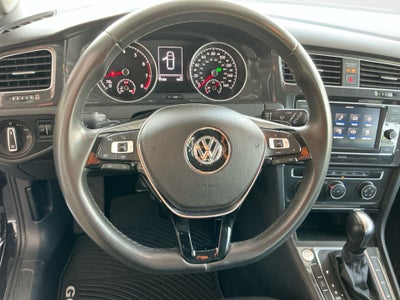 2021 Volkswagen Golf TSI
