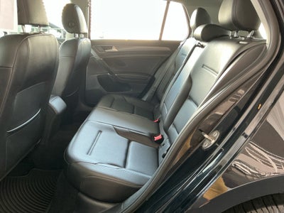2021 Volkswagen Golf TSI