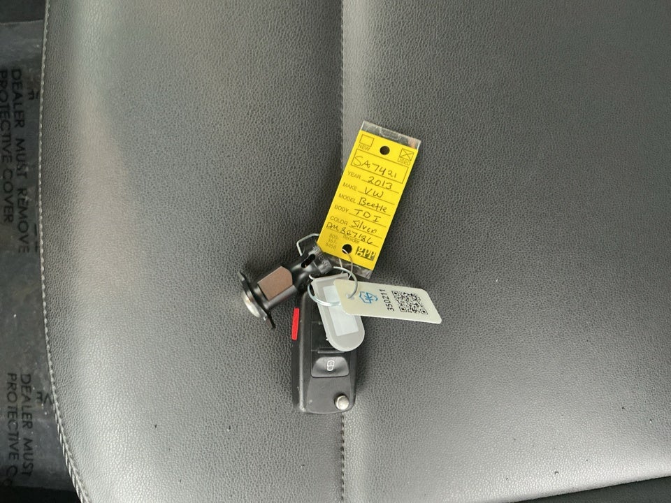 2013 Volkswagen Beetle Convertible 2.0L TDI