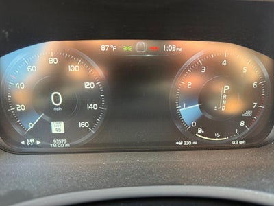 2019 Volvo XC90 Momentum