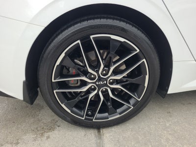 2022 Kia K5 GT