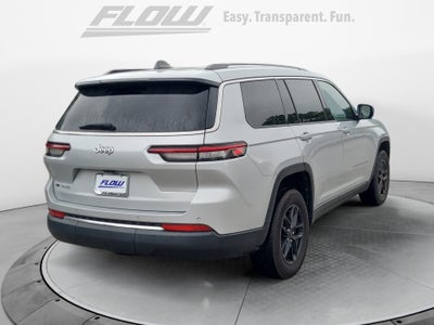 2022 Jeep Grand Cherokee L Laredo