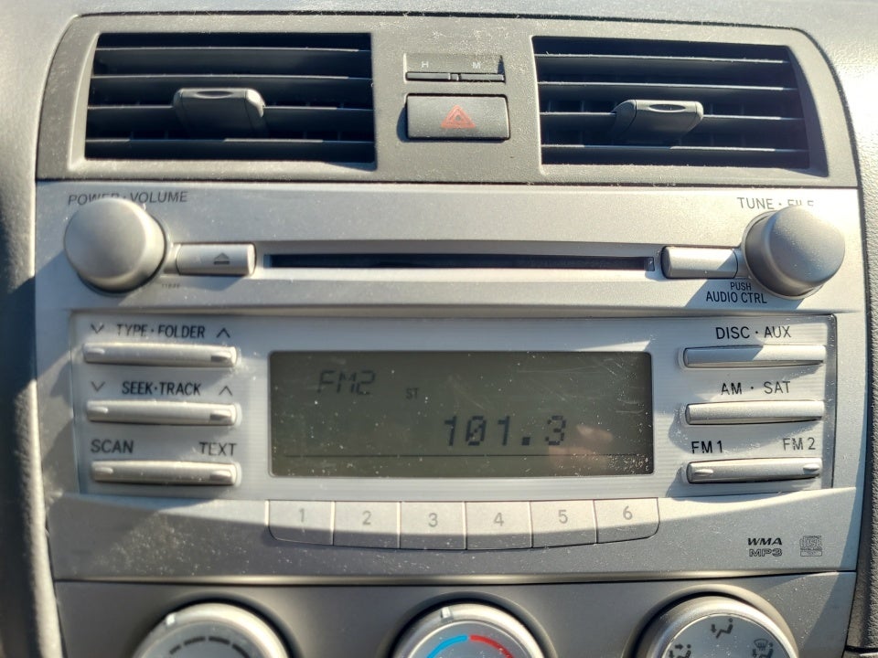 2011 Toyota Camry LE