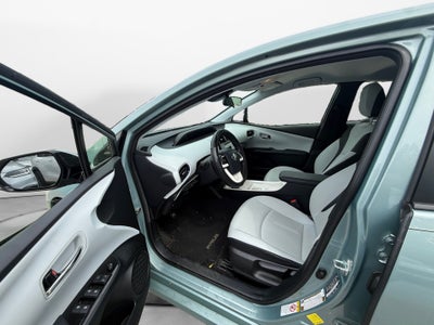 2017 Toyota Prius Three Touring