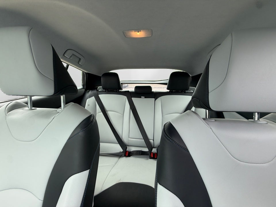2017 Toyota Prius Three Touring