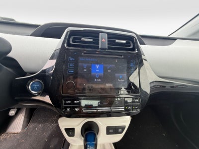 2017 Toyota Prius Three Touring
