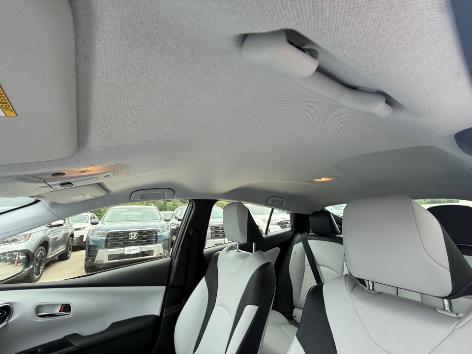 2017 Toyota Prius Three Touring