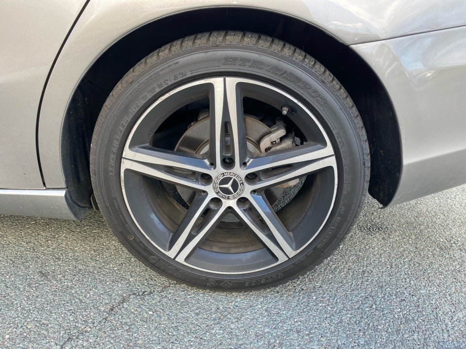 2020 Mercedes-Benz A 220 A 220